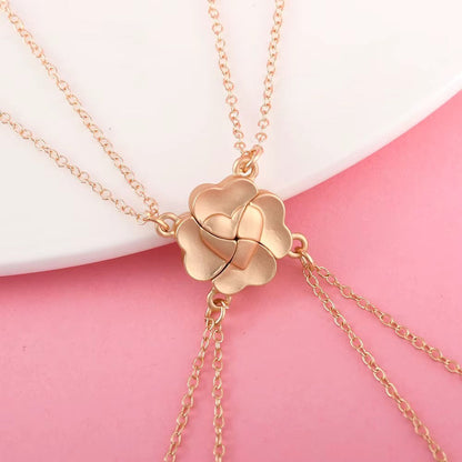 Four-Leaf Clover Heart Magnetic Necklace